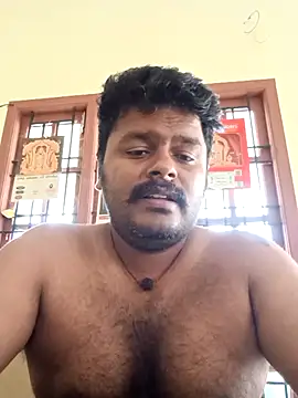 Snapshot of yourwellman chatting on May 8, 9:24 am yourwellman online show from May 8, 9:24 am