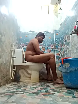 Snapshot of yourwellman chatting on December 21, 8:27 am yourwellman online show from December 21, 8:27 am