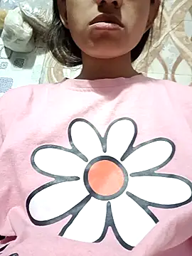 Eva 890 online show from March 6, 6:58 pm