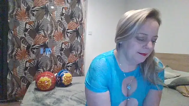 Miss-Chupagirly online show from January 18, 8:12 pm