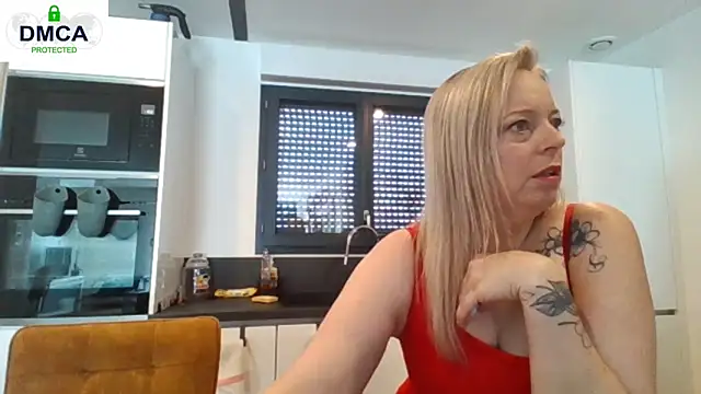 Miss-Chupagirly online show from March 19, 10:04 am