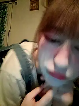 Snapshot of Yoonhee_ki chatting on June 20, 9:42 pm Yoonhee ki online show from June 20, 9:42 pm