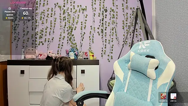 Snapshot of Yoonhee_ki chatting on June 8, 3:12 pm Yoonhee ki online show from June 8, 3:12 pm