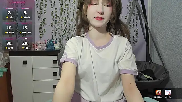 Yoonhee ki online show from May 4, 6:11 pm