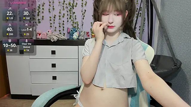 Yoonhee ki online show from June 1, 3:11 pm