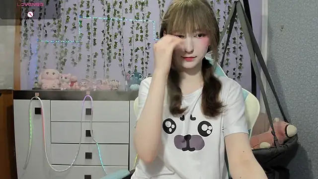 Snapshot of Yoonhee_ki chatting on July 12, 3:57 pm Yoonhee ki online show from July 12, 3:57 pm
