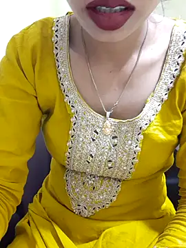 Snapshot of Anjali680 chatting on March 23, 3:17 am Anjali680 online show from March 23, 3:17 am
