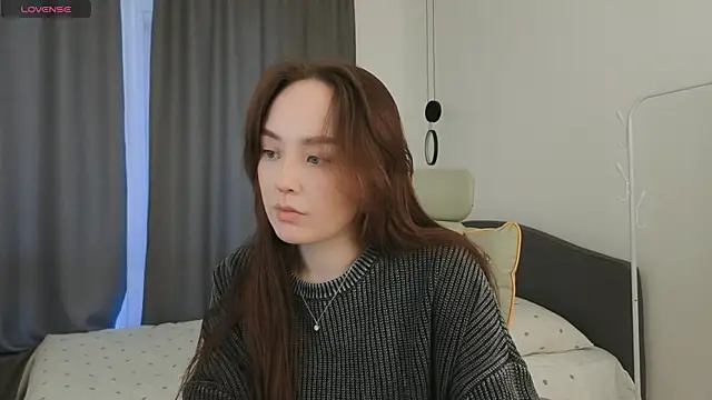 fallin lovee online show from March 31, 1:35 pm