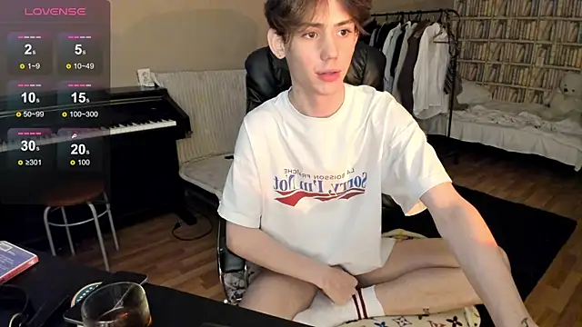 Snapshot of winsdor chatting on February 22, 10:50 am winsdor online show from February 22, 10:50 am