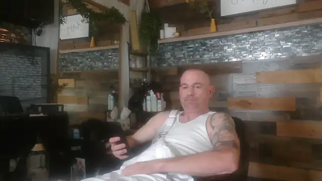 MISTERANDDEMI online show from March 7, 5:40 pm