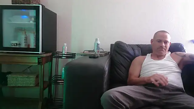 MISTERANDDEMI online show from February 8, 9:56 pm