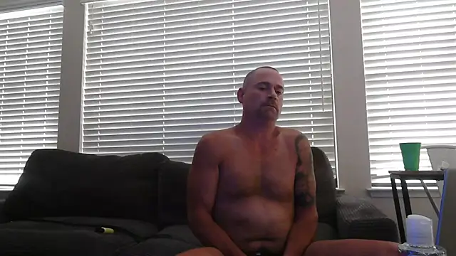 MISTERANDDEMI online show from April 9, 8:04 pm