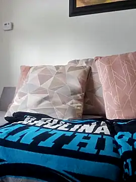 ceedevon13 online show from February 25, 3:45 pm