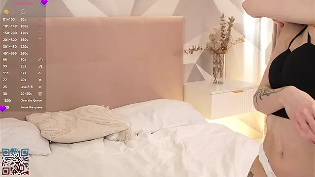 DeliaLoma online show from March 6, 5:57 am