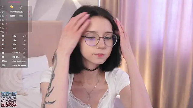 DeliaLoma online show from March 17, 6:16 am