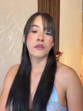 Alannadumont  online show from April 10, 6:26 pm