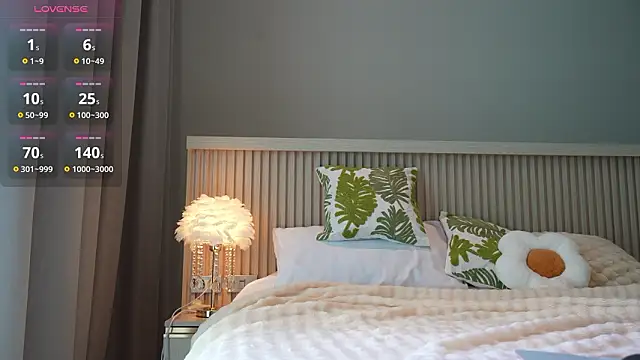 YourNaughtyMiss online show from February 21, 3:41 am