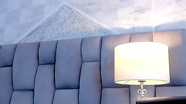 ChannelWhitee  online show from January 14, 9:07 pm