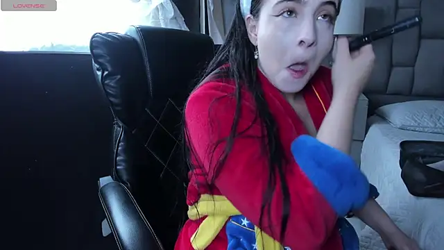 ChannelWhitee  online show from January 6, 9:19 pm