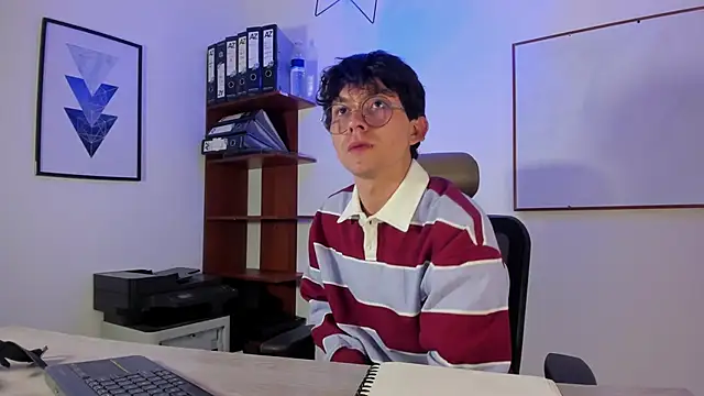 Eliot X online show from December 19, 11:18 pm