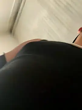 Snapshot of PIGHIGHDIRTY_p0 chatting on May 7, 4:54 pm PIGHIGHDIRTY p0 online show from May 7, 4:54 pm