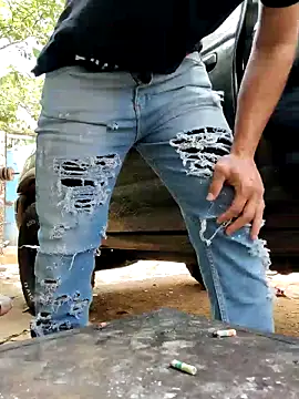 Snapshot of PIGHIGHDIRTY_p0 chatting on February 17, 5:32 pm PIGHIGHDIRTY p0 online show from February 17, 5:32 pm