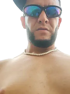 Snapshot of PIGHIGHDIRTY_p0 chatting on February 8, 7:55 pm PIGHIGHDIRTY p0 online show from February 8, 7:55 pm