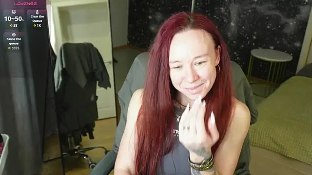 Spoty Kate  online show from April 6, 1:12 am