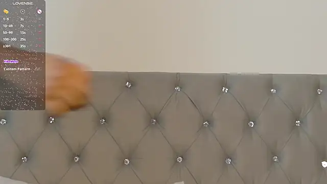 izzybelmonth12 online show from February 6, 8:16 pm