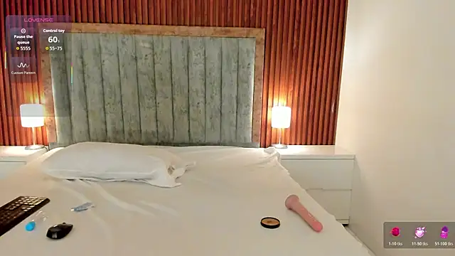 Lakisha Jackson  online show from February 18, 7:32 pm