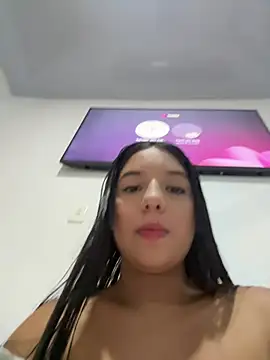 Babyabril18  online show from January 10, 10:05 pm