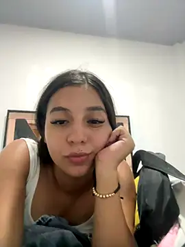 Babyabril18  online show from December 23, 1:16 am