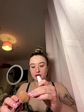 LilyLuck  online show from January 31, 7:34 pm