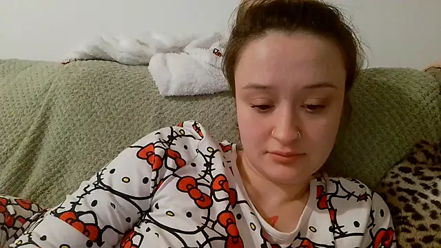 LilyLuck  online show from March 2, 9:11 pm