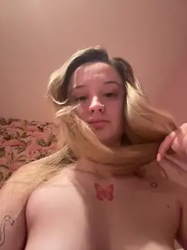 LilyLuck  online show from January 6, 11:31 pm