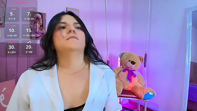 paulina coxx online show from January 6, 12:20 pm