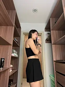 Snapshot of RussianGirls_ chatting on June 24, 6:23 am RussianGirls online show from June 24, 6:23 am