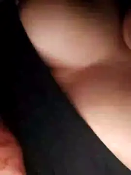 Snapshot of Lobna-66 chatting on July 10, 6:46 am Lobna-66 online show from July 10, 6:46 am