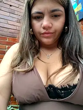 Snapshot of Ivy_enjoy chatting on June 30, 7:14 pm Ivy enjoy online show from June 30, 7:14 pm
