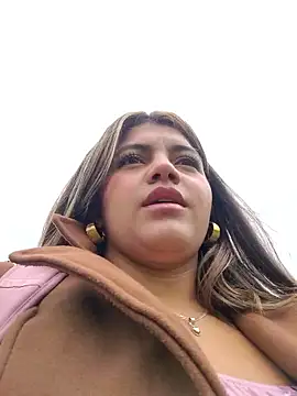 Snapshot of Ivy_enjoy chatting on May 7, 5:49 pm Ivy enjoy online show from May 7, 5:49 pm