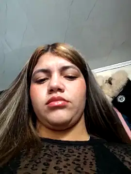 Snapshot of Ivy_enjoy chatting on May 8, 5:06 pm Ivy enjoy online show from May 8, 5:06 pm