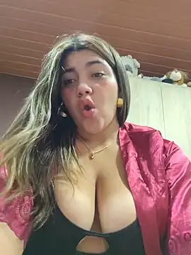 Snapshot of Ivy_enjoy chatting on May 27, 1:57 am Ivy enjoy online show from May 27, 1:57 am
