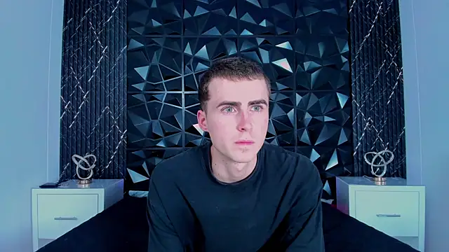 SpaceBoy1 online show from February 19, 8:39 pm