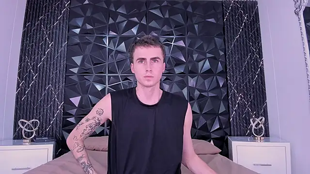 SpaceBoy1 online show from February 25, 8:52 pm