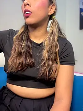 MiaSizzle online show from February 25, 7:47 pm