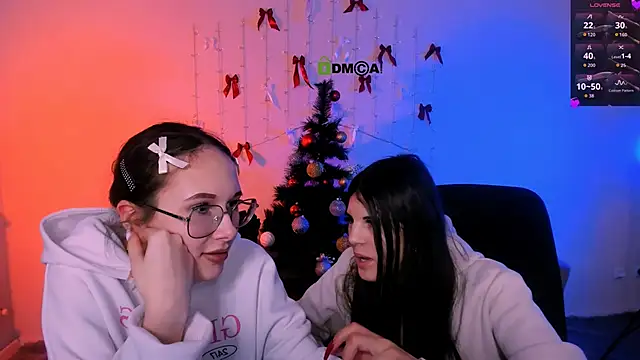 lizzie boom  online show from January 8, 8:04 pm