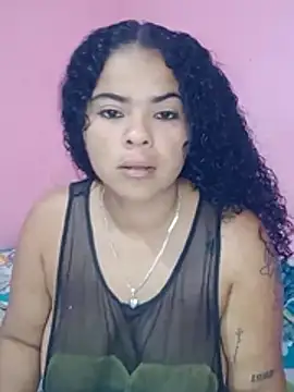 Snapshot of Fresa235 chatting on December 21, 2:35 am Fresa235 online show from December 21, 2:35 am