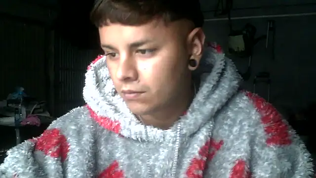 Sickbooy69 online show from May 5, 3:48 pm