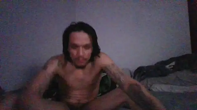 Snapshot of BlueCollarCouple chatting on February 2, 11:59 pm BlueCollarCouple online show from February 2, 11:59 pm