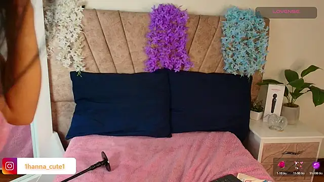 hannaa cute online show from May 22, 11:41 am